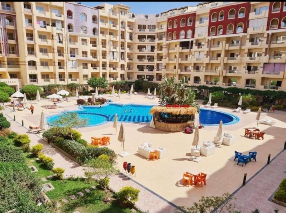 Sunny Studio With 3 Swimming Pools Florenza Хургада Экстерьер фото